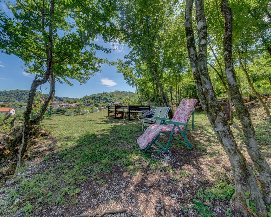 Holiday Home Pavle Rijeka Crnojevica Luaran gambar
